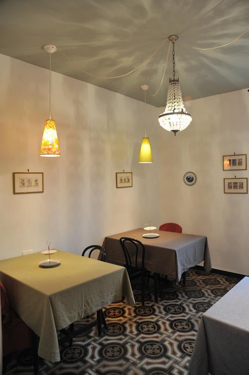 Erasmo Rooms & Breakfast Finale Ligure Buitenkant foto
