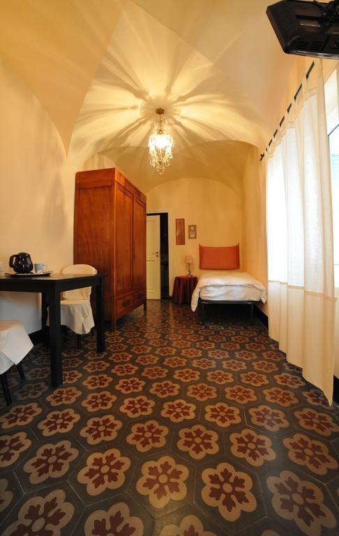 Erasmo Rooms & Breakfast Finale Ligure Buitenkant foto